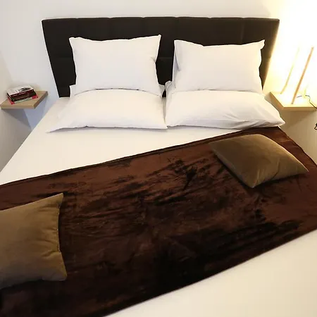 Kolonija Apartament *