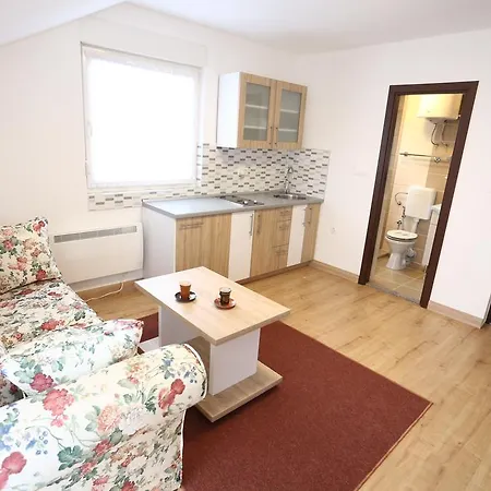 Apartment Kolonija